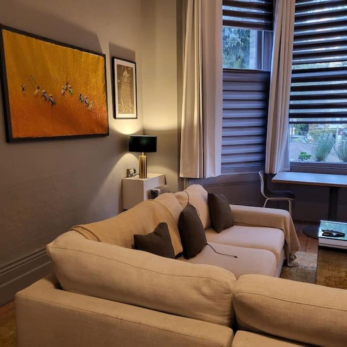 5 Luxury Spacious Loft - Prime Location - Comfortable Bed & Sofa Hove Extérieur photo