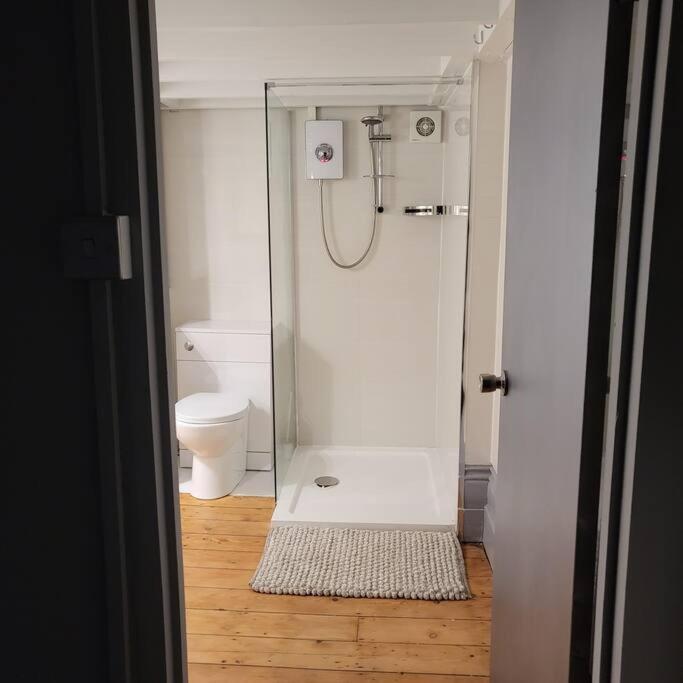 5 Luxury Spacious Loft - Prime Location - Comfortable Bed & Sofa Hove Extérieur photo