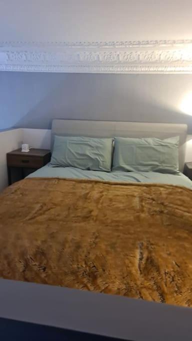 5 Luxury Spacious Loft - Prime Location - Comfortable Bed & Sofa Hove Extérieur photo